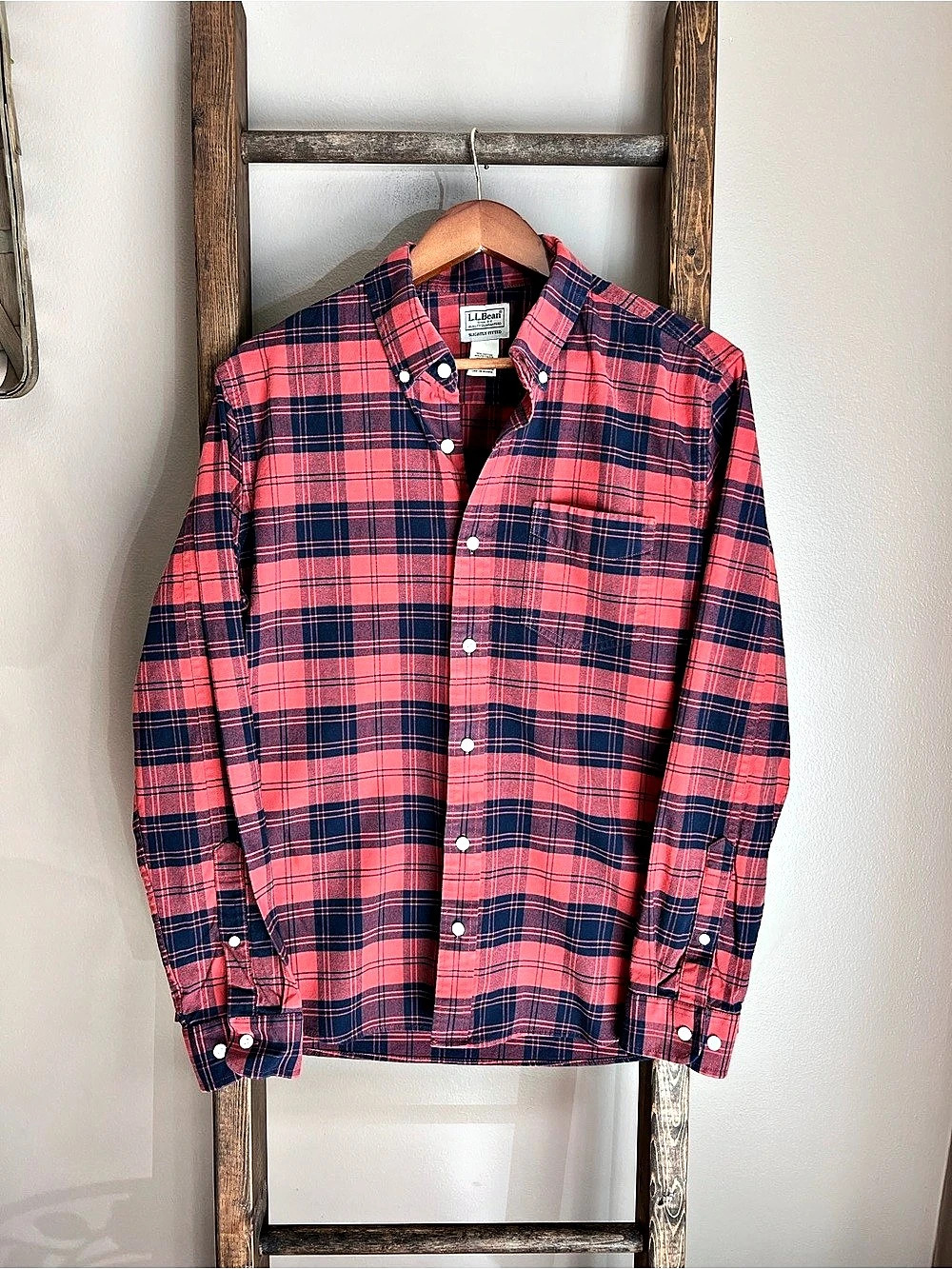 L.L.Bean Scotch Plaid Flannel Shirt Slightly Fitted Size Medium
